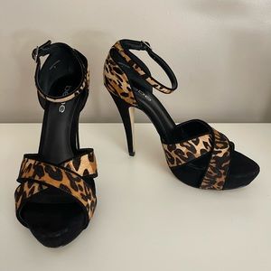 Bebe Leopard Animal Print Platform Stiletto Heels Sandals - Michael Kors style 8